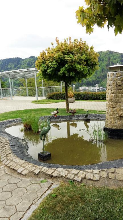Panoramablickhotel - Lakeview Apartments Annenheim Exterior foto